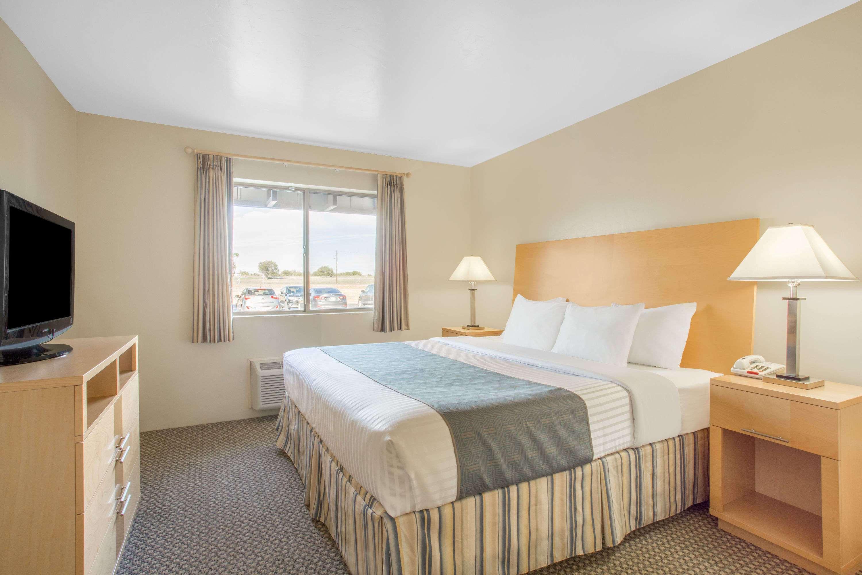 Days Inn By Wyndham Chino Valley Ngoại thất bức ảnh